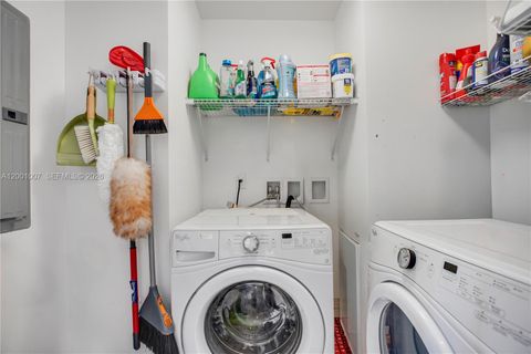 Tiny photo for 17111 Biscayne Blvd #2008, North Miami Beach, FL 33160 (MLS # A12001007)