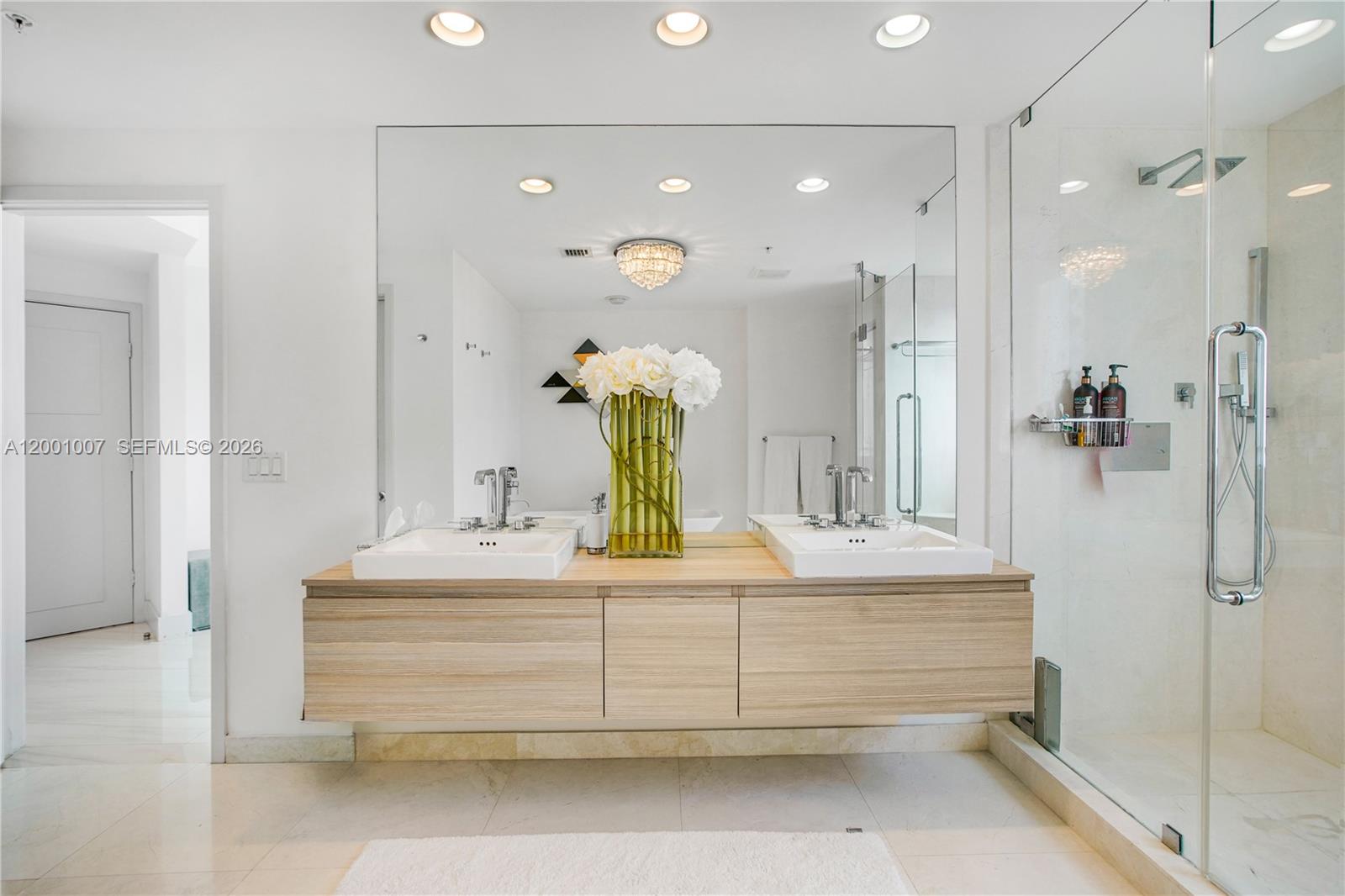 MARINA PALMS RESIDENCES S - Residential