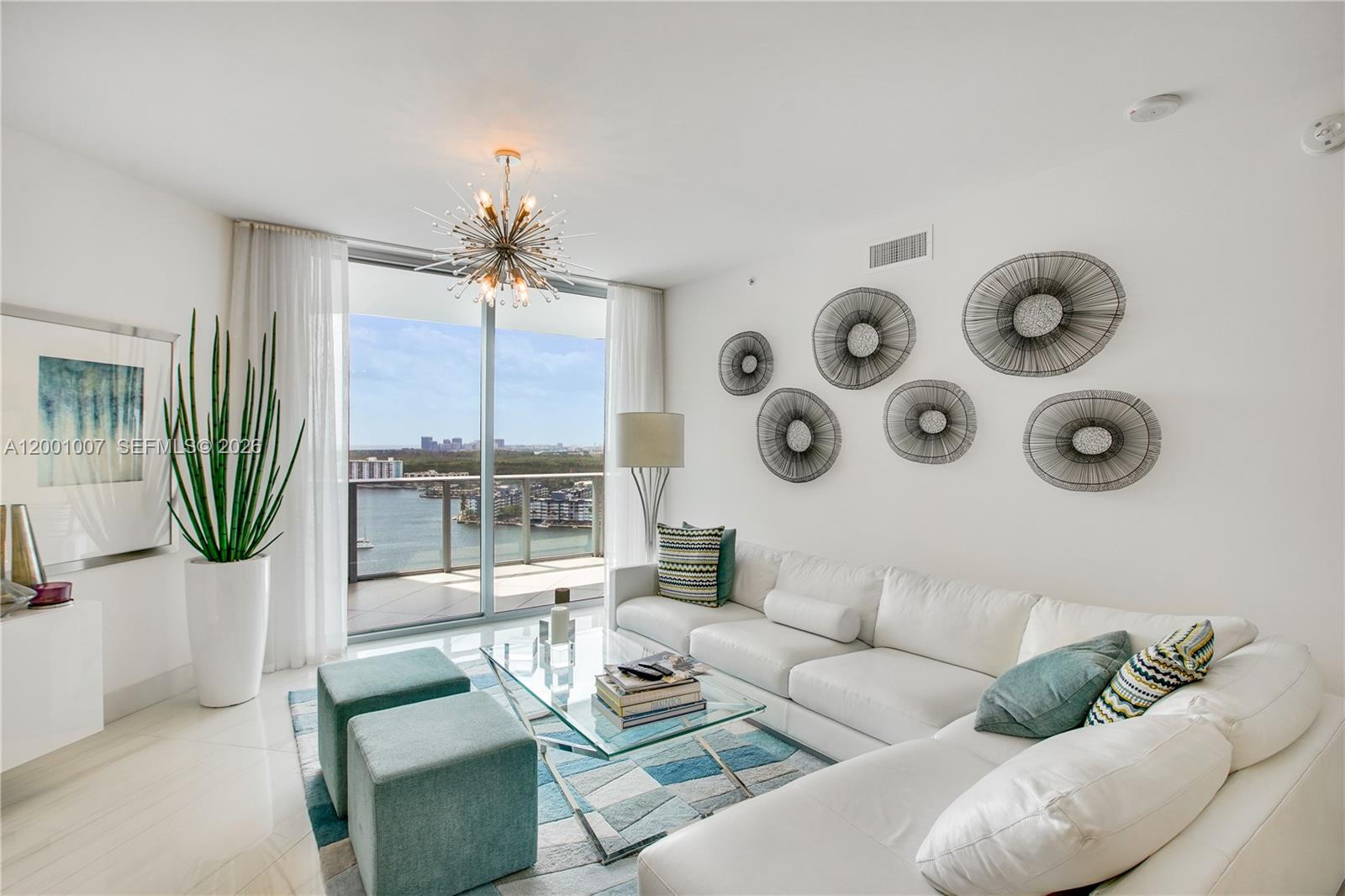 17111 Biscayne Blvd 2008