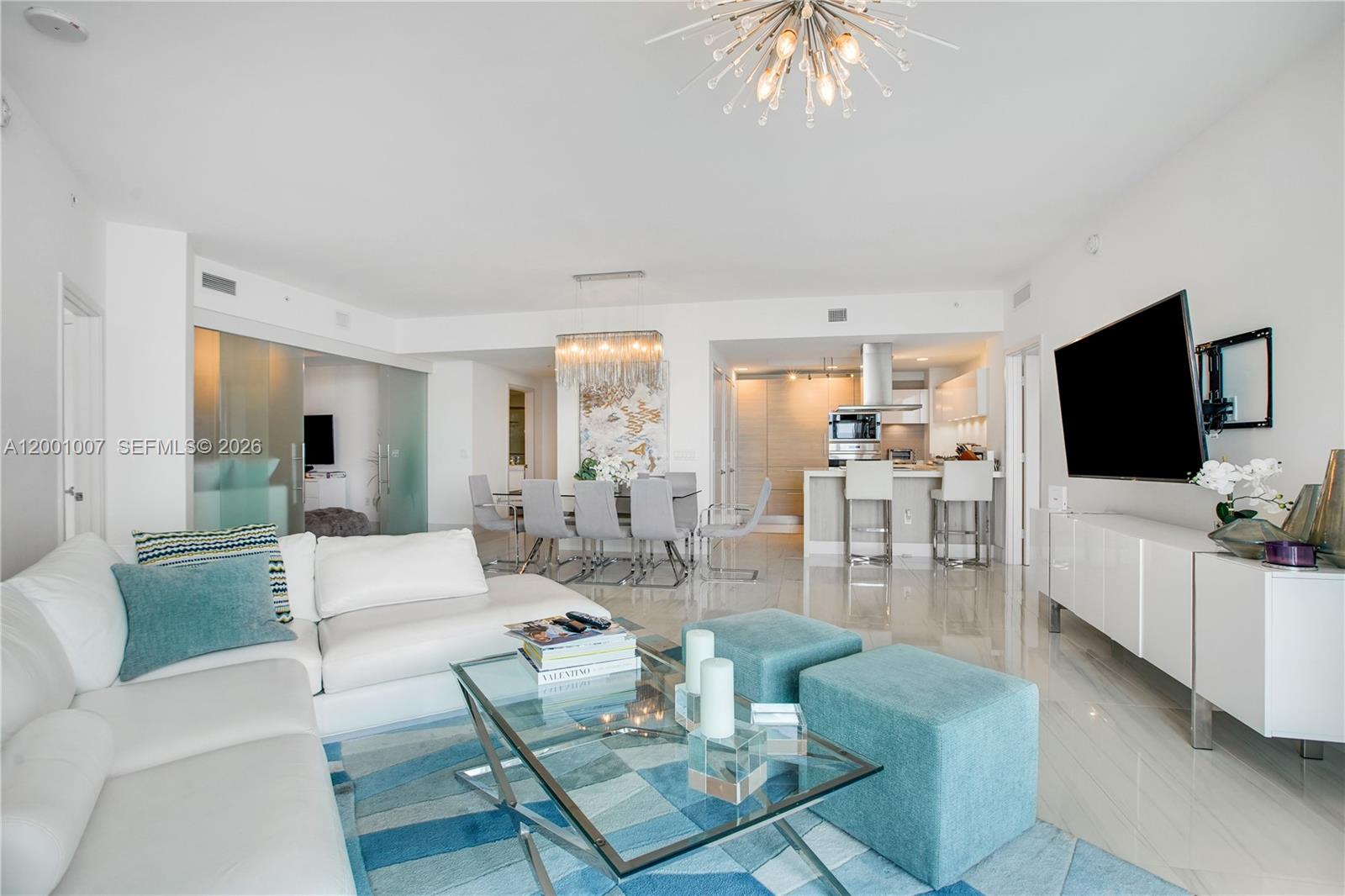 17111 Biscayne Blvd 2008