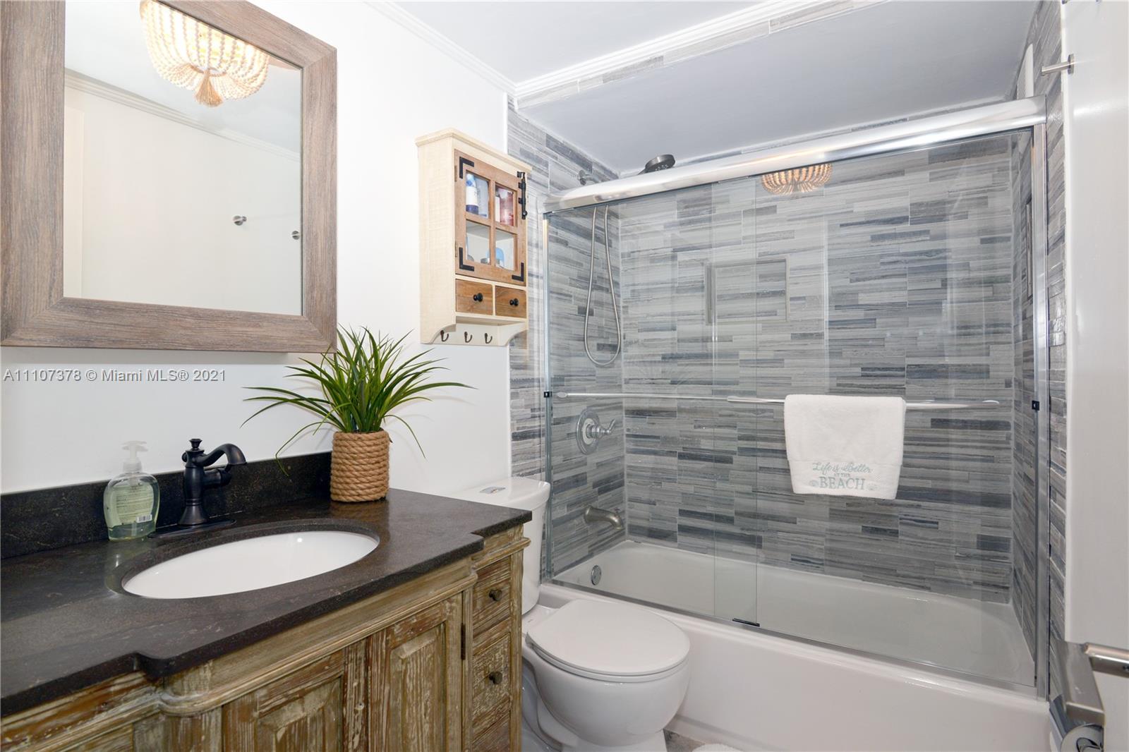 KEY BISCAYNE VI CONDO - Residential