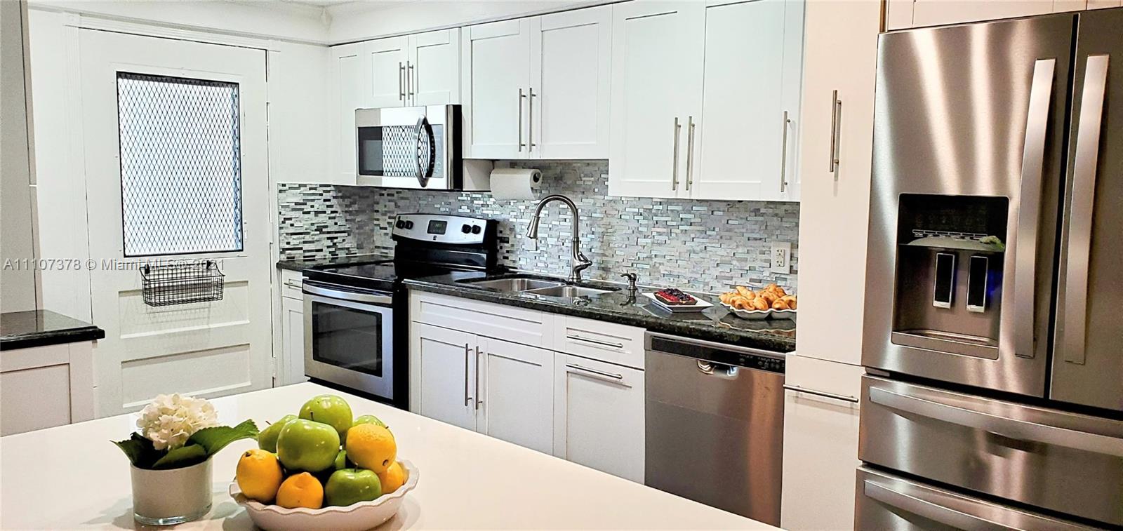 KEY BISCAYNE VI CONDO - Residential