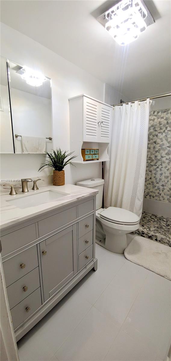 KEY BISCAYNE VI CONDO - Residential