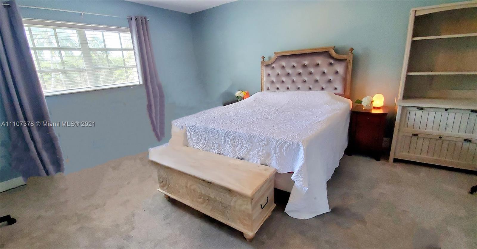 KEY BISCAYNE VI CONDO - Residential