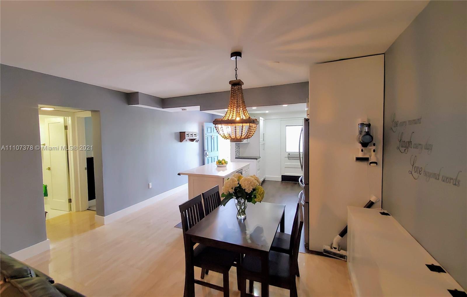 KEY BISCAYNE VI CONDO - Residential