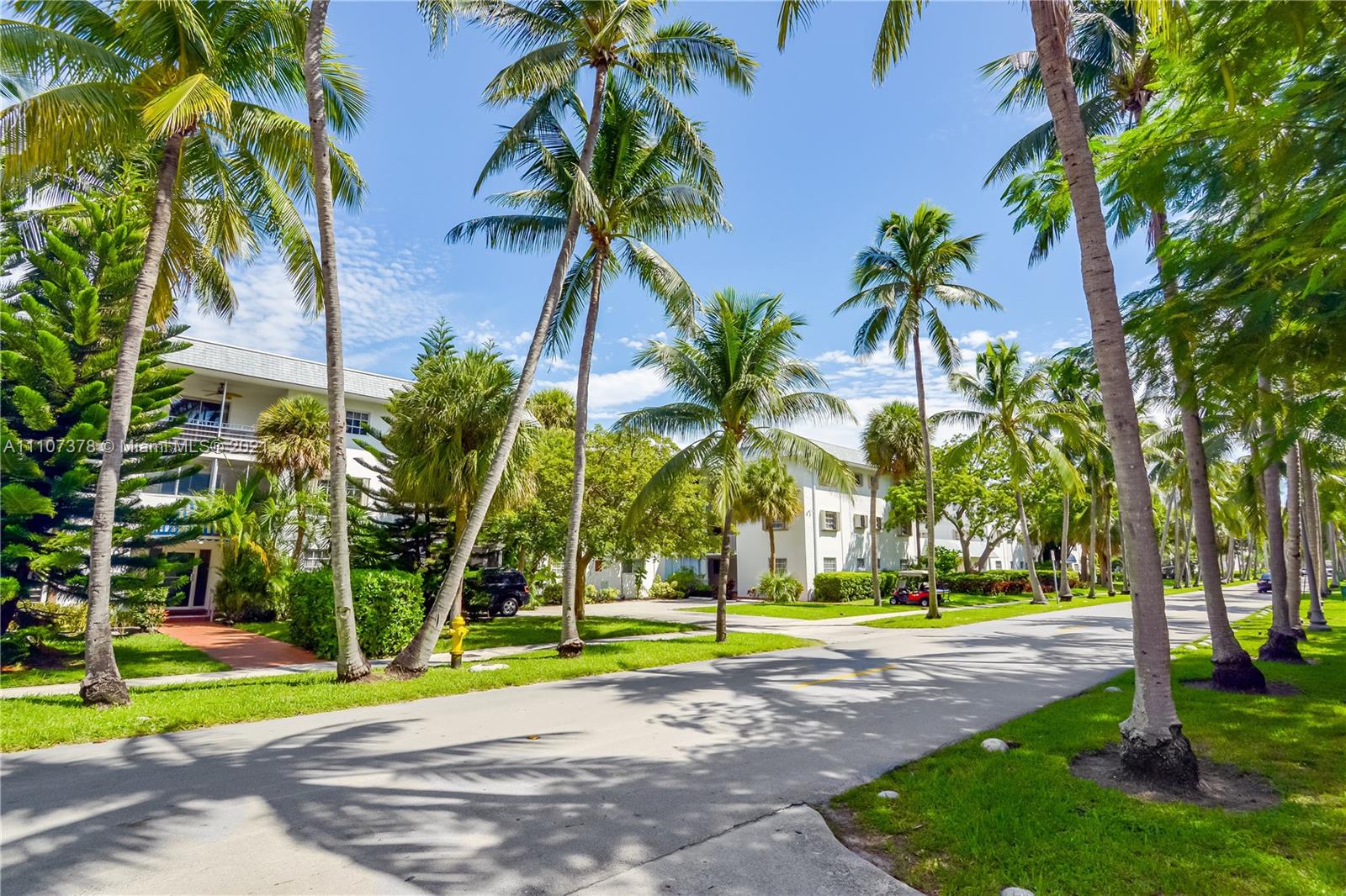 KEY BISCAYNE VI CONDO - Residential