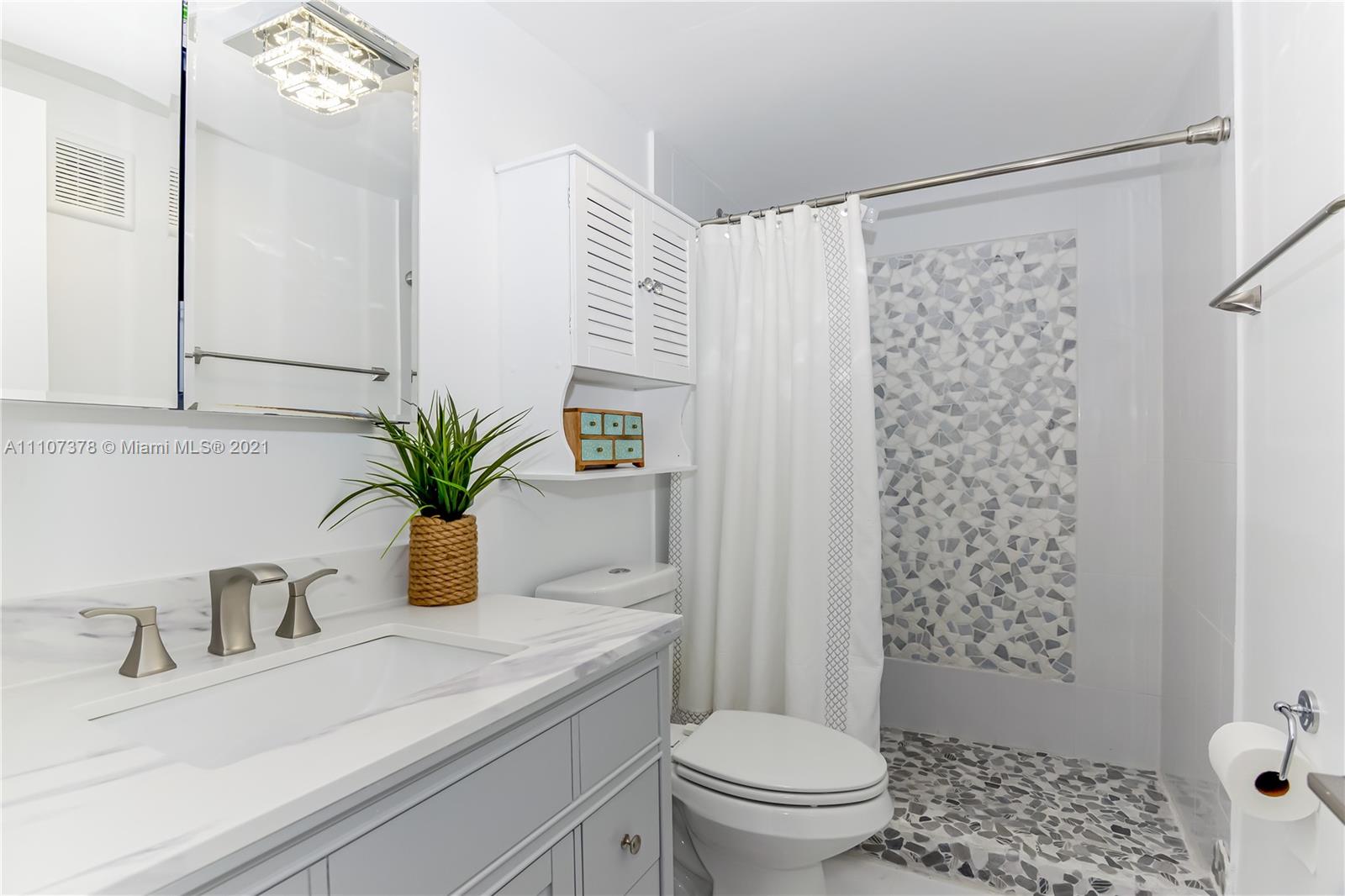 KEY BISCAYNE VI CONDO - Residential