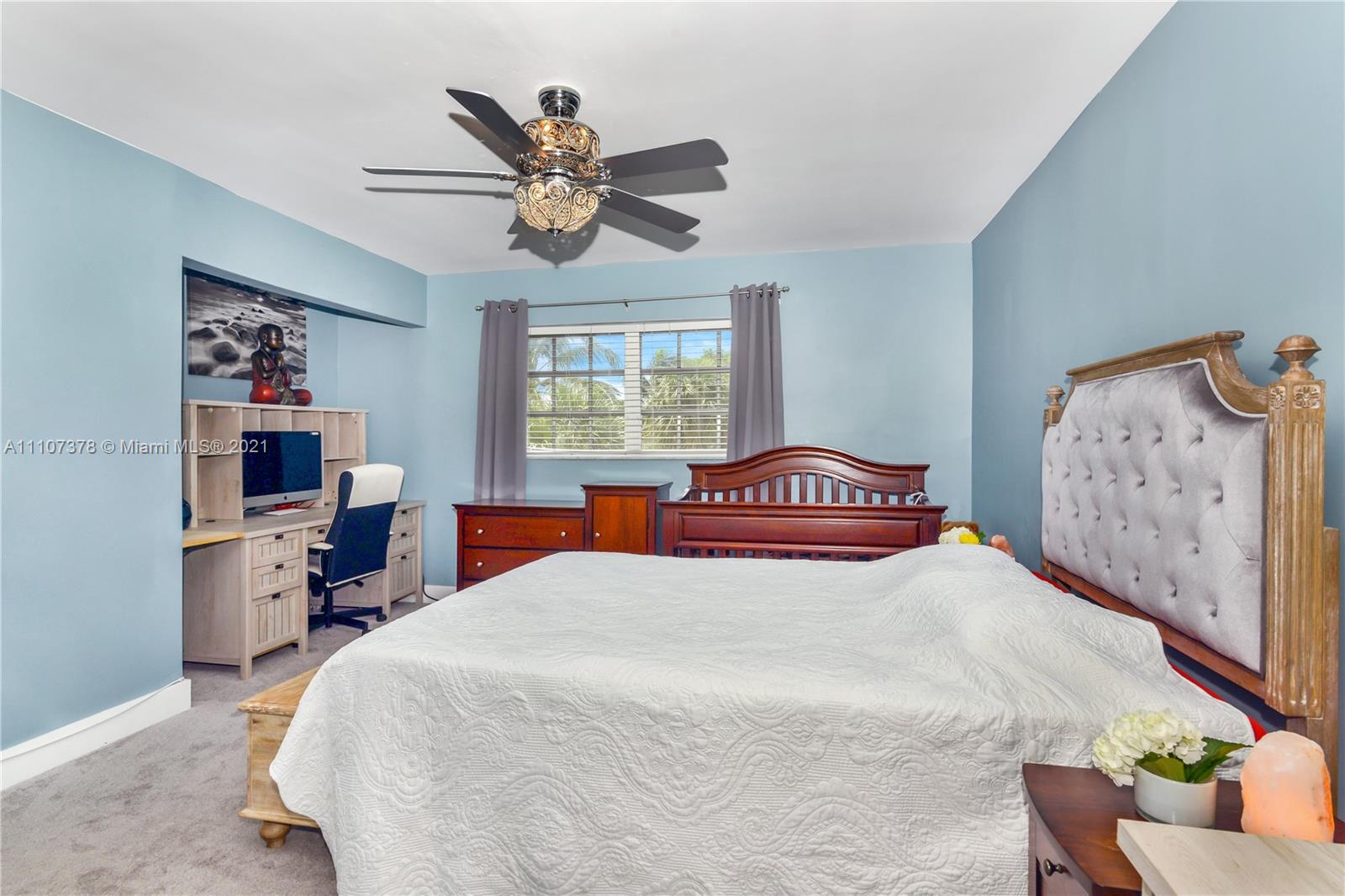 KEY BISCAYNE VI CONDO - Residential