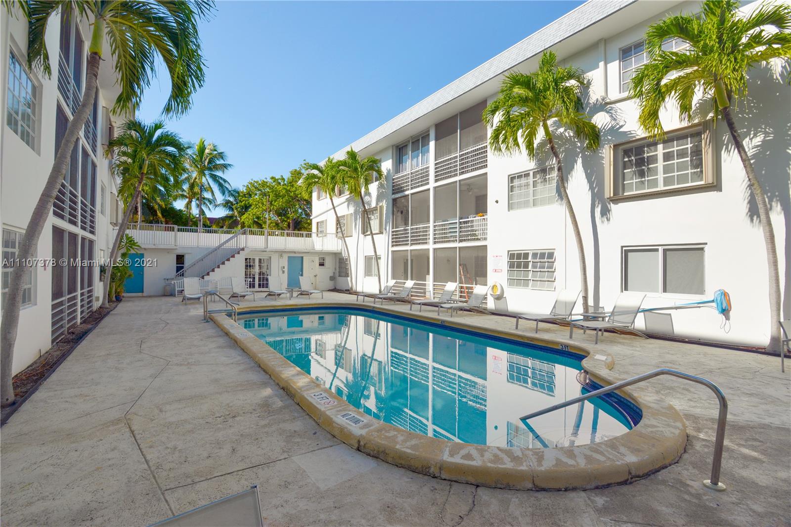 KEY BISCAYNE VI CONDO - Residential