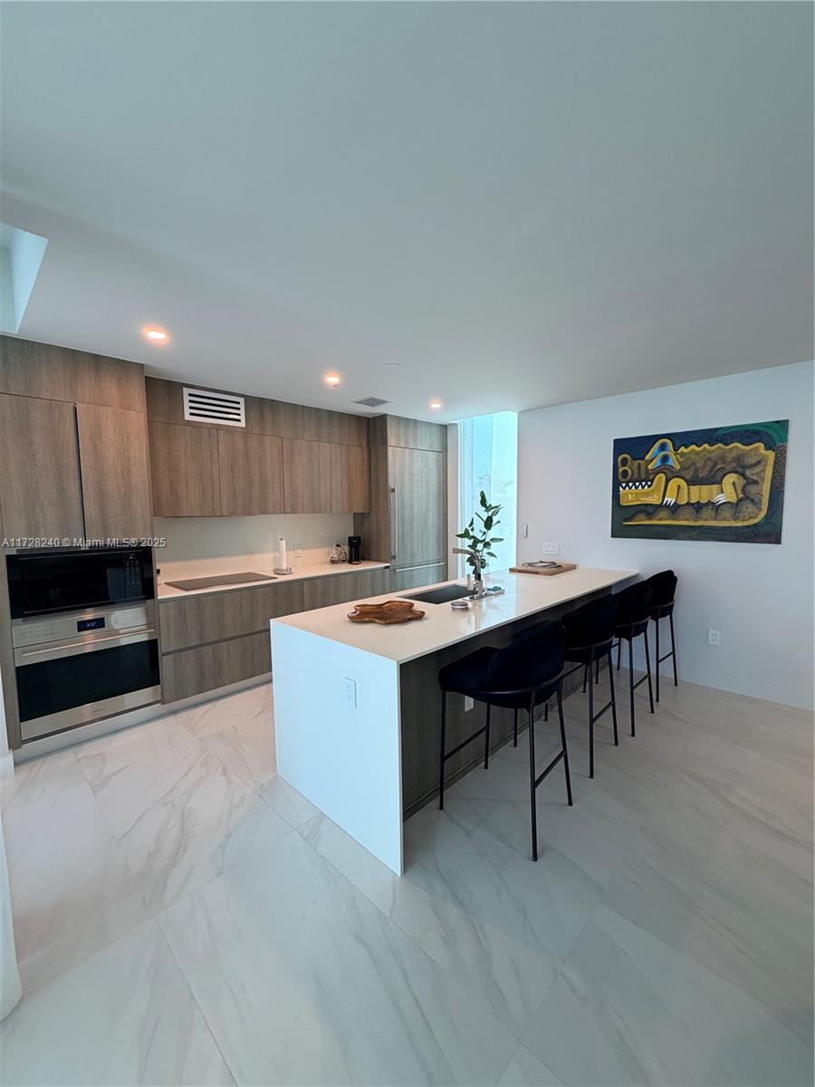 AURORA CONDO - Residential Lease