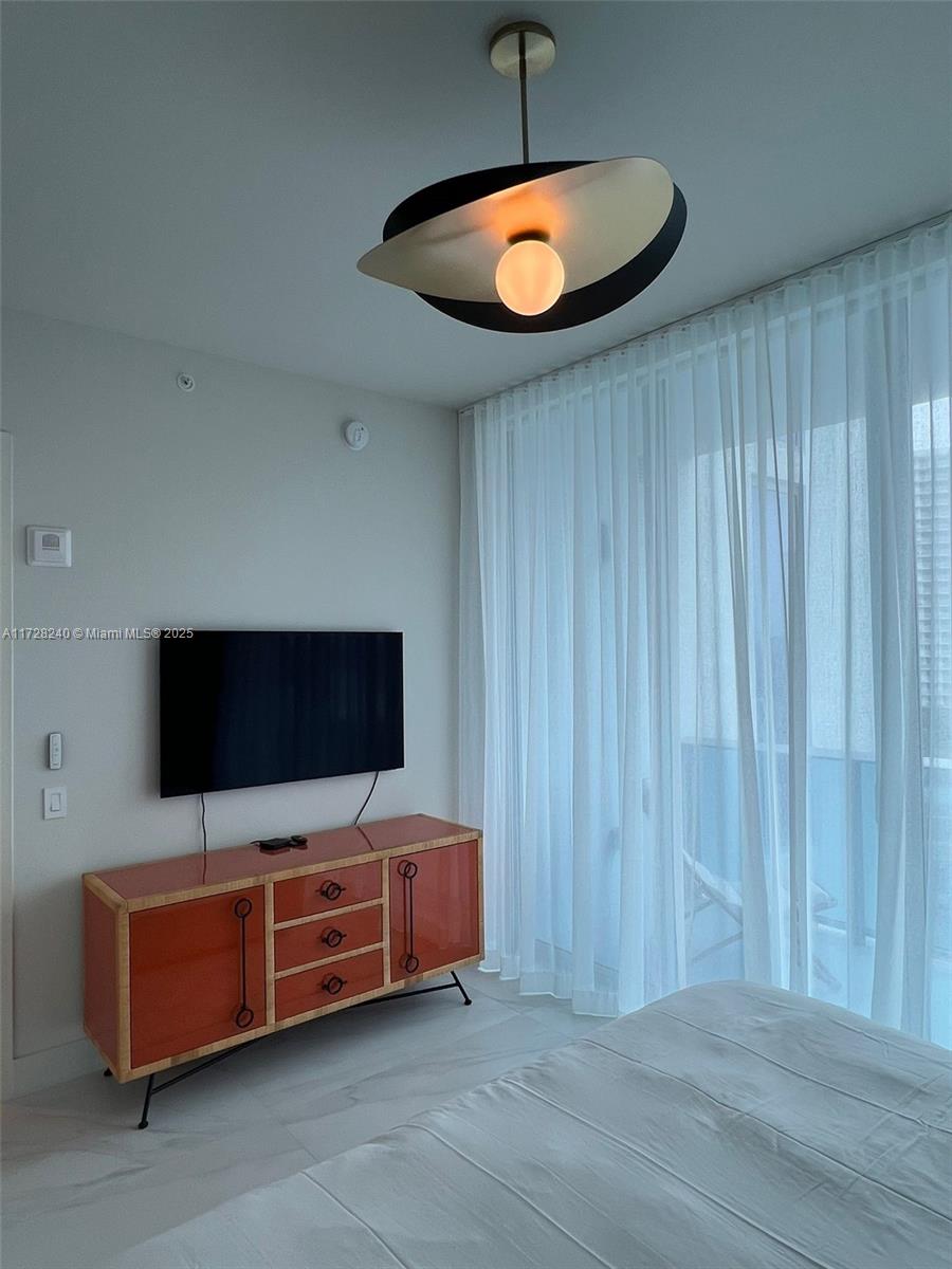 AURORA CONDO - Residential Lease