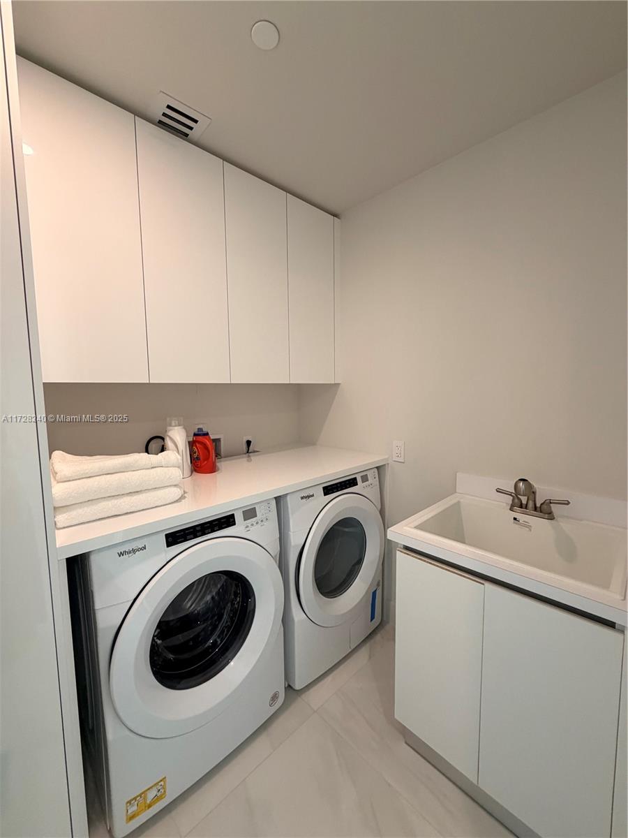 AURORA CONDO - Residential Lease