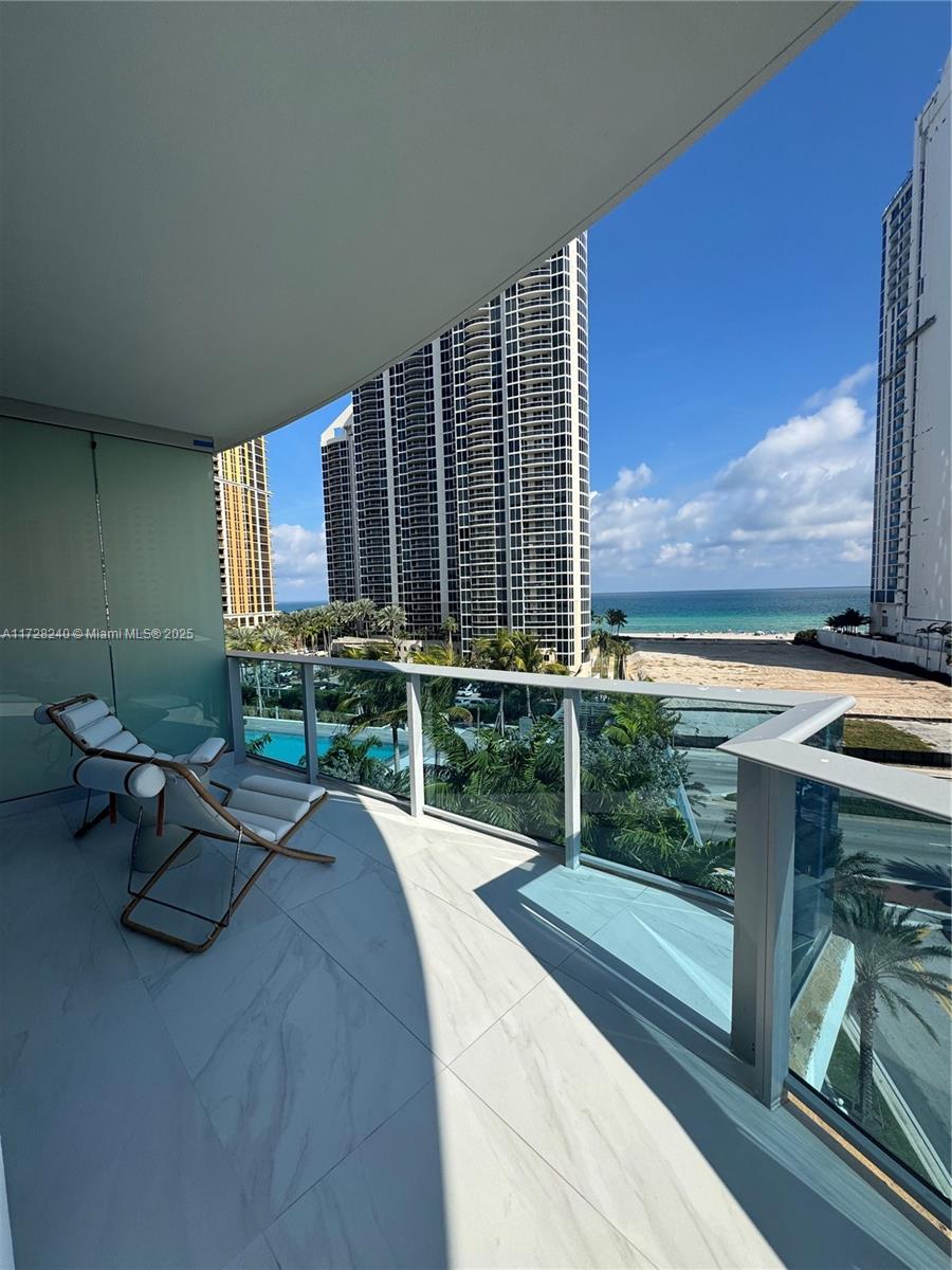 AURORA CONDO - Residential Lease