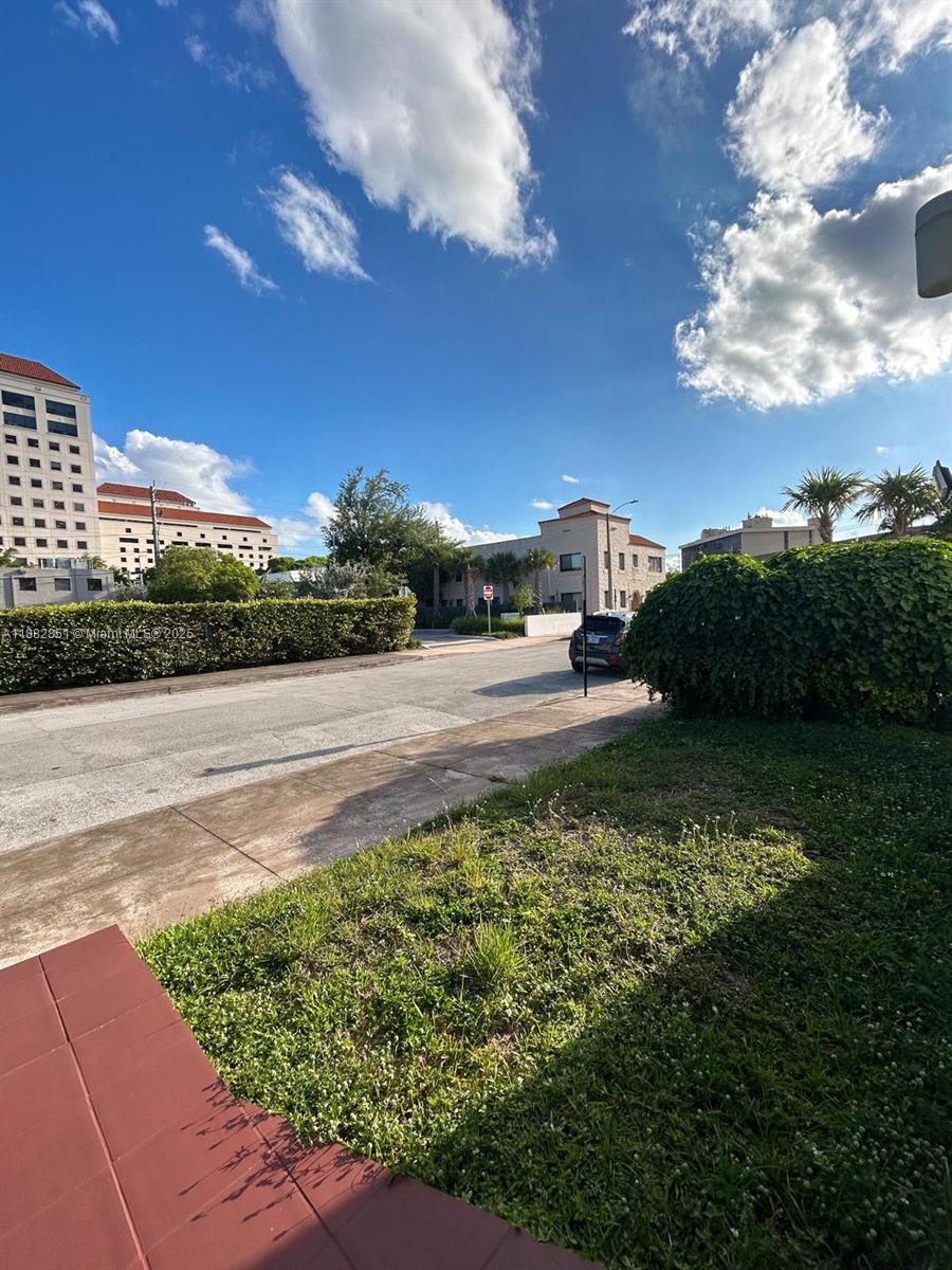 CORAL GABLES FLAGLER STRE - Residential Income