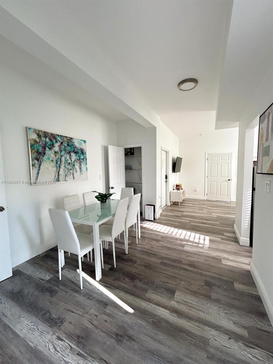 CORAL GABLES FLAGLER STRE - Residential Income