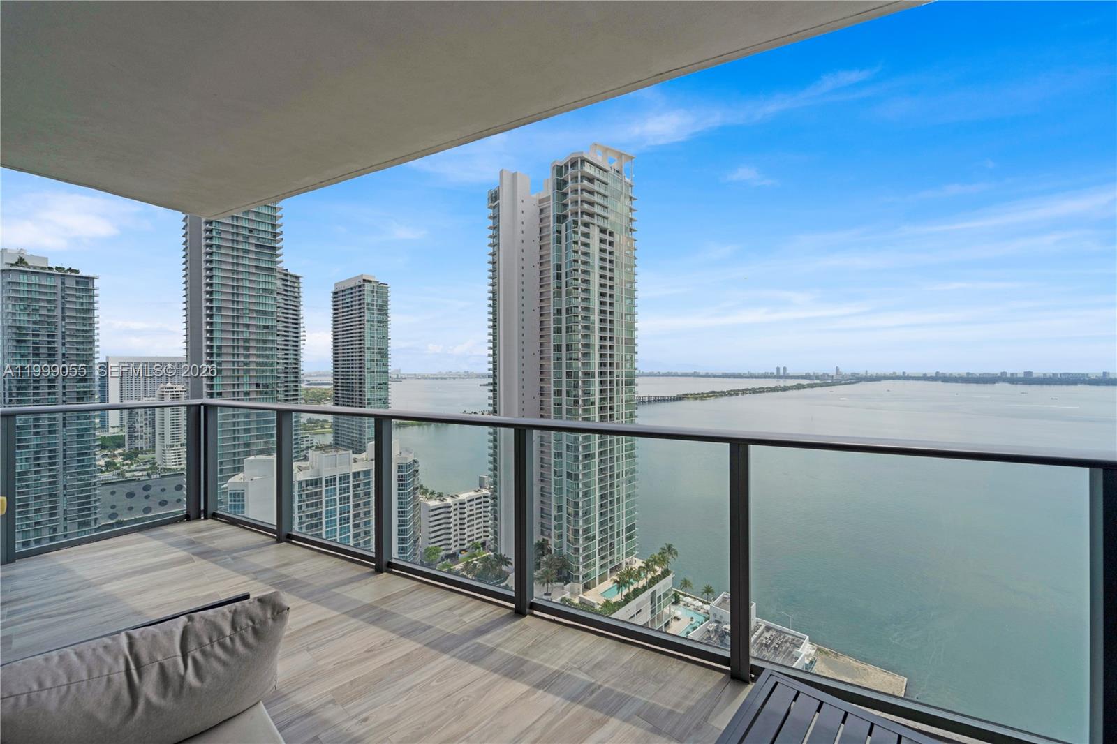 ICON BAY CONDO - Residential Lease