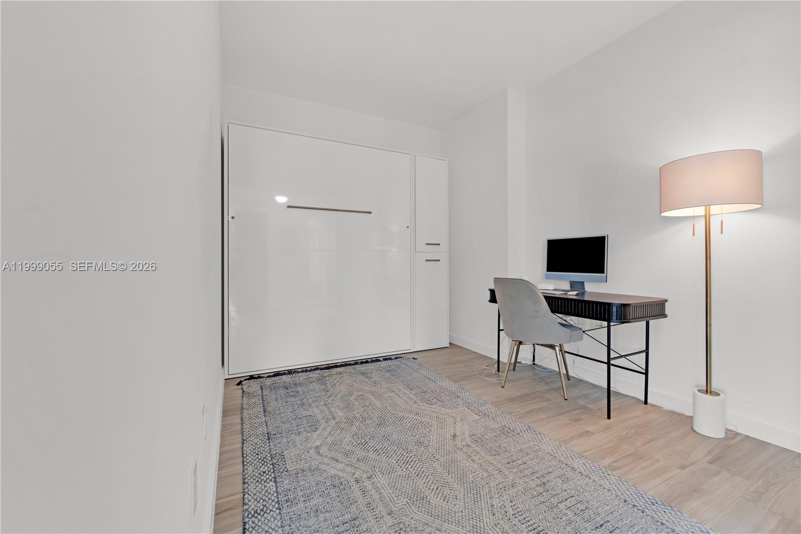 ICON BAY CONDO - Residential Lease