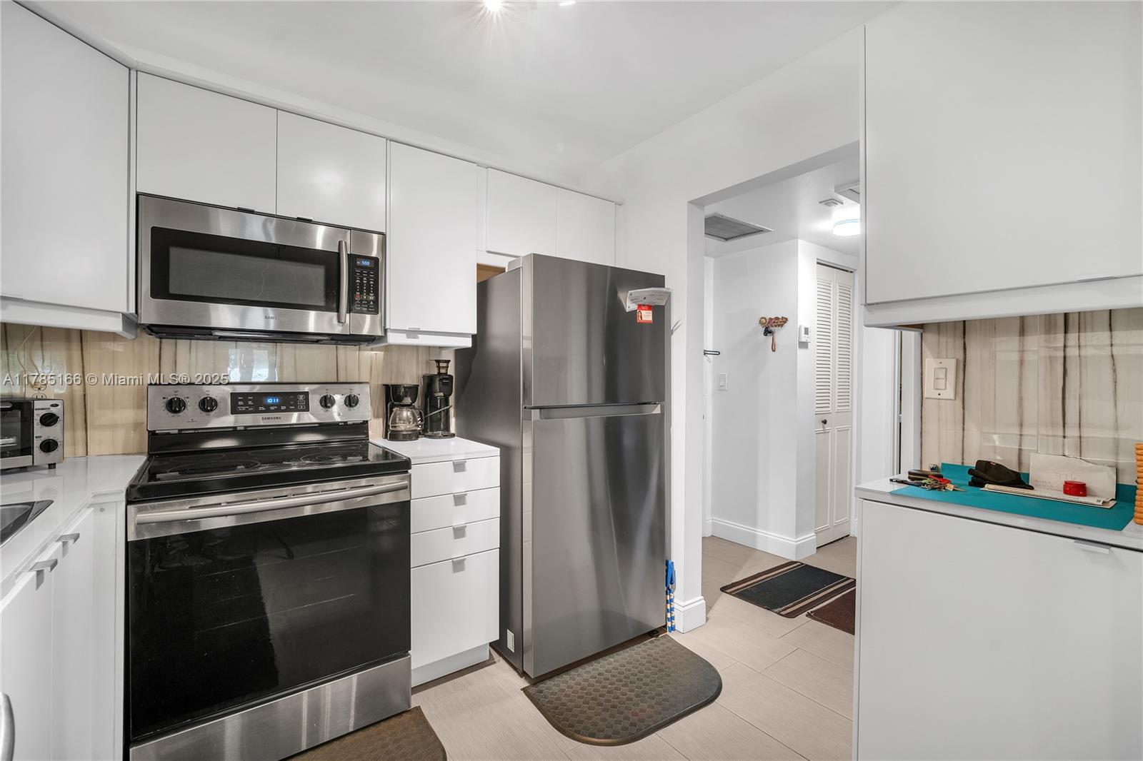 257 S Cypress Rd 416