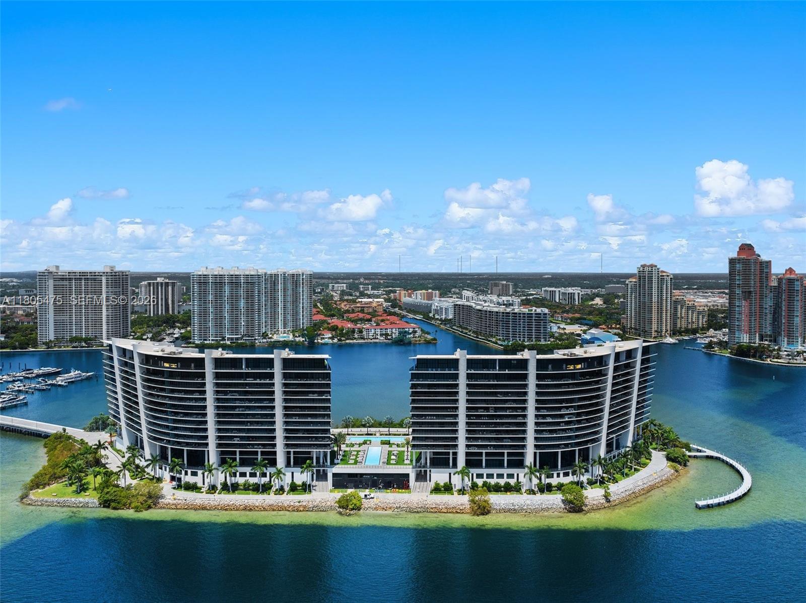 PRIVE CONDO - Residential