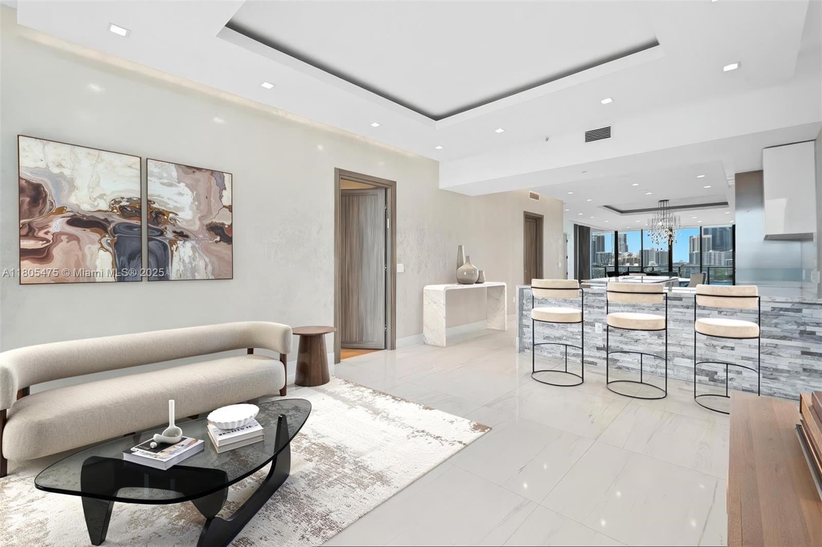 PRIVE CONDO - Residential