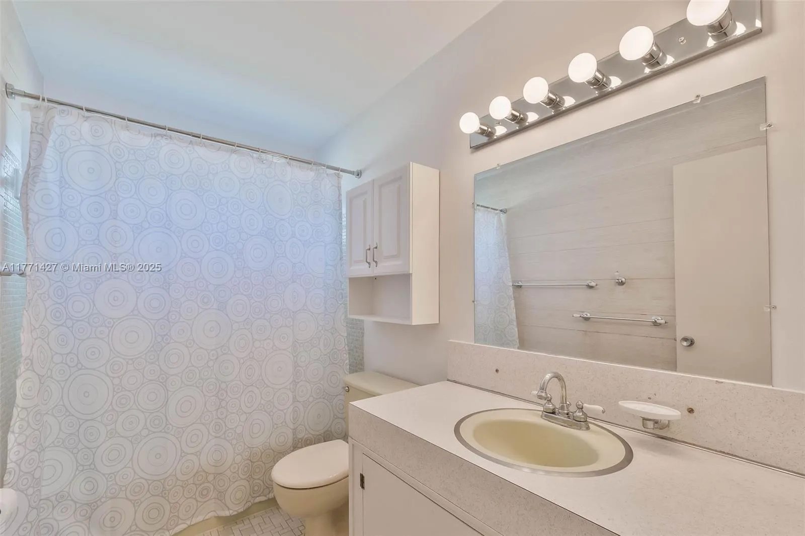 Miami, Florida 33176, United States, 4 Bedrooms Bedrooms, ,2 BathroomsBathrooms,Residential,Active,95601