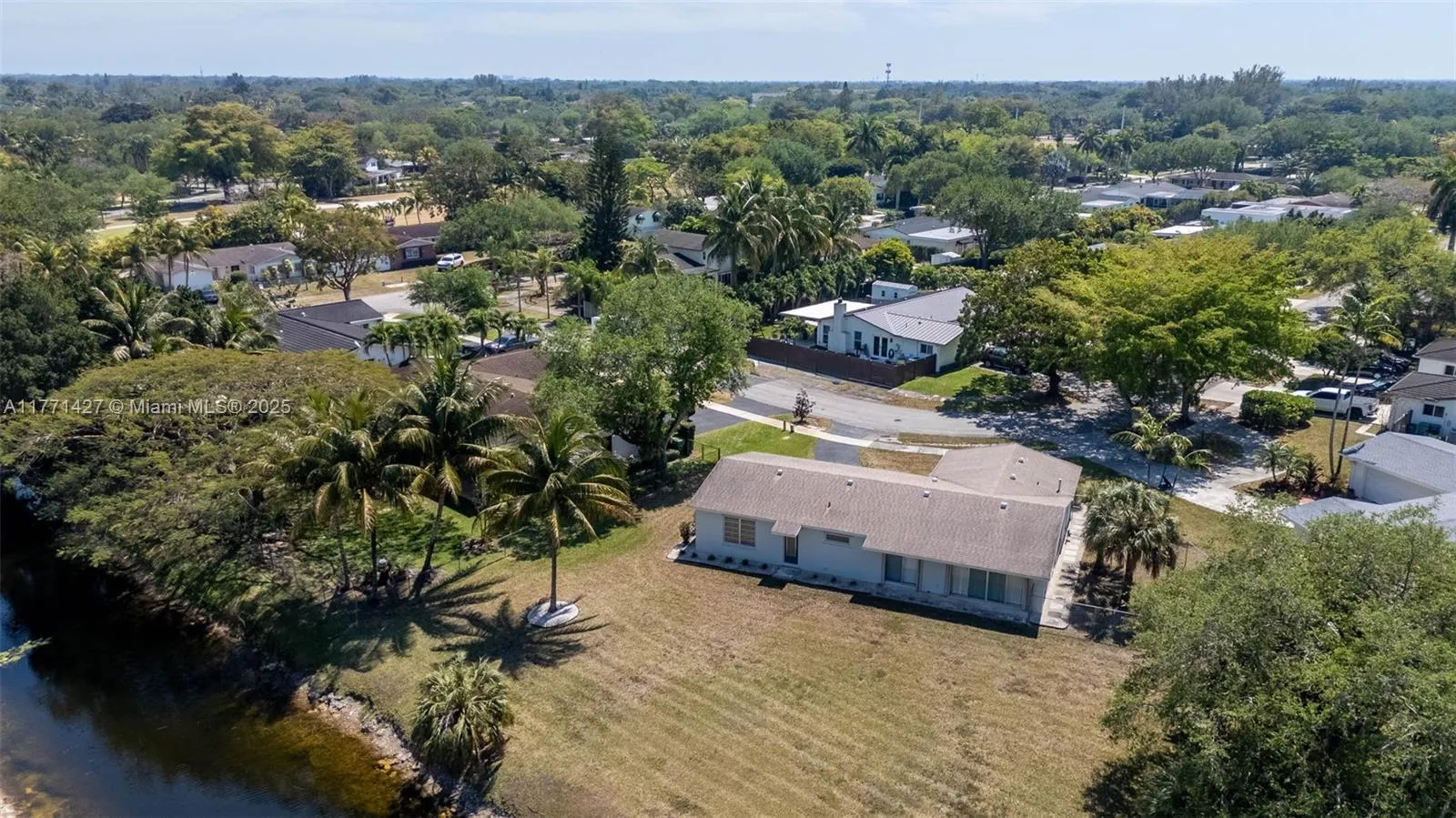 Miami, Florida 33176, United States, 4 Bedrooms Bedrooms, ,2 BathroomsBathrooms,Residential,Active,95601