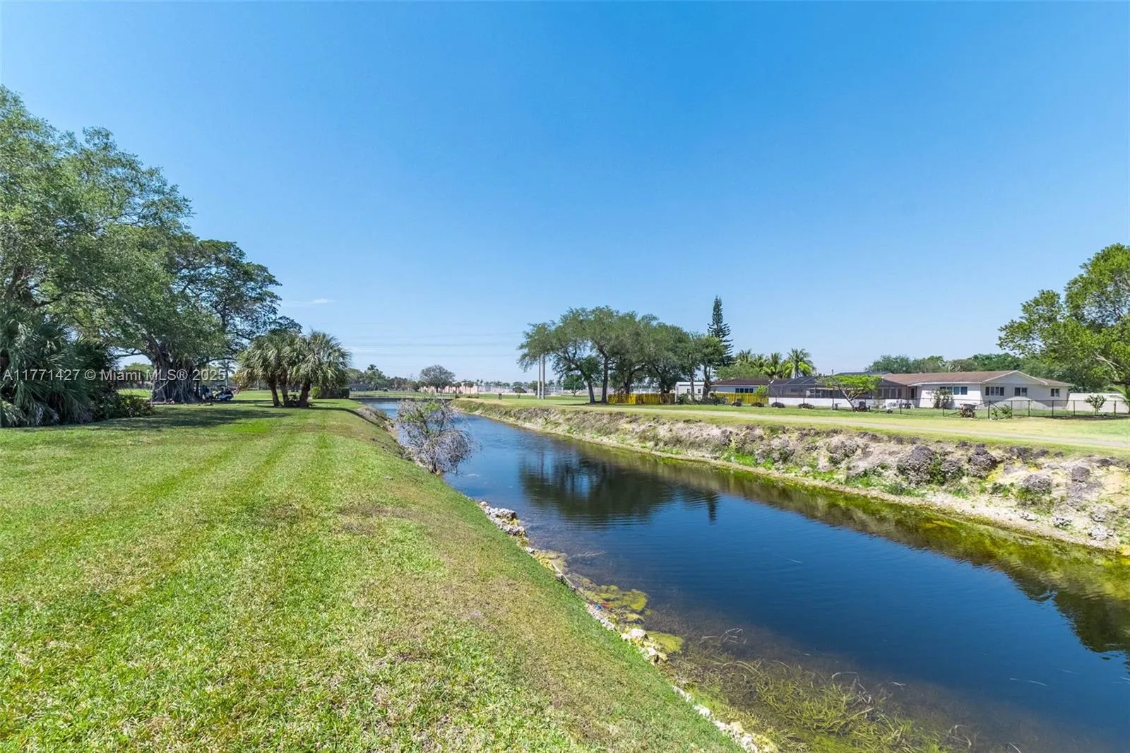 Miami, Florida 33176, United States, 4 Bedrooms Bedrooms, ,2 BathroomsBathrooms,Residential,Active,95601