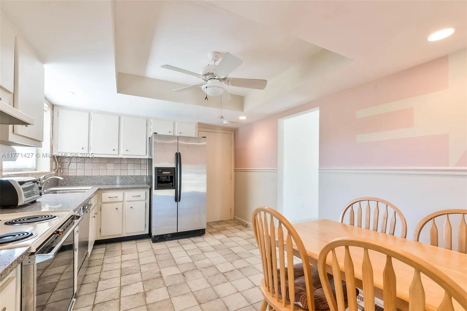 Miami, Florida 33176, United States, 4 Bedrooms Bedrooms, ,2 BathroomsBathrooms,Residential,Active,95601