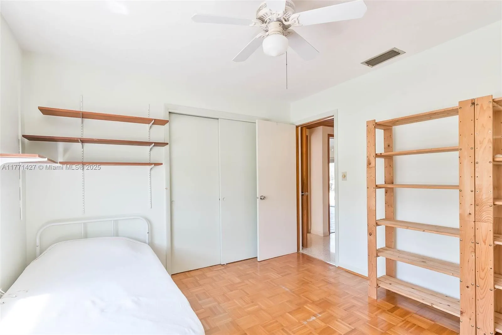 Miami, Florida 33176, United States, 4 Bedrooms Bedrooms, ,2 BathroomsBathrooms,Residential,Active,95601