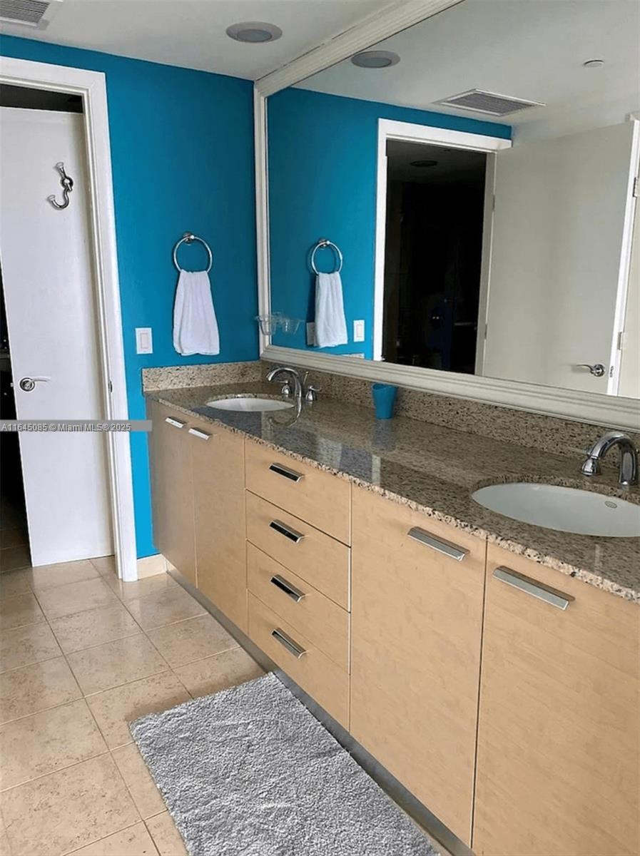 BEACH CLUB CONDO - Residential