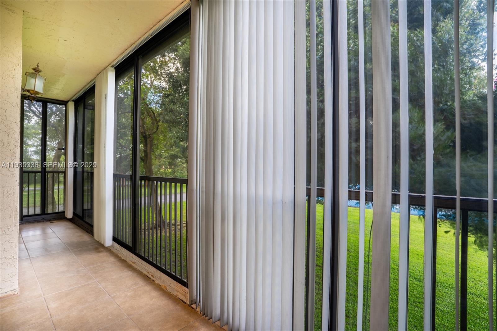 HOLLYBROOK GOLF AND TENNIS - Residential