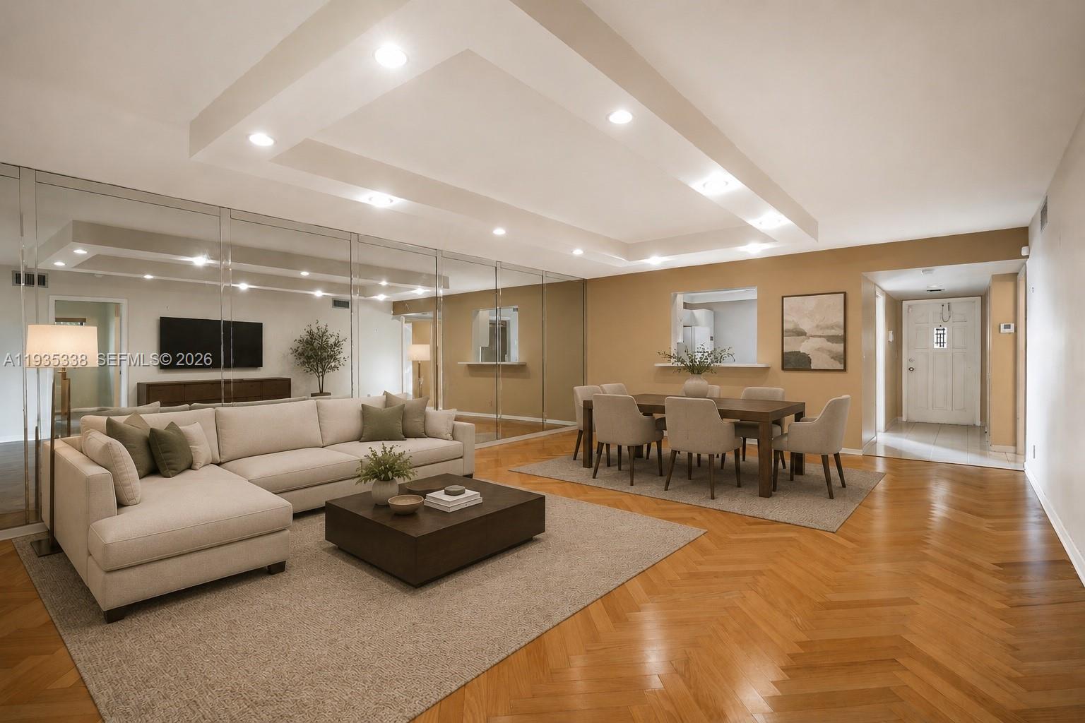 HOLLYBROOK GOLF AND TENNIS - Residential