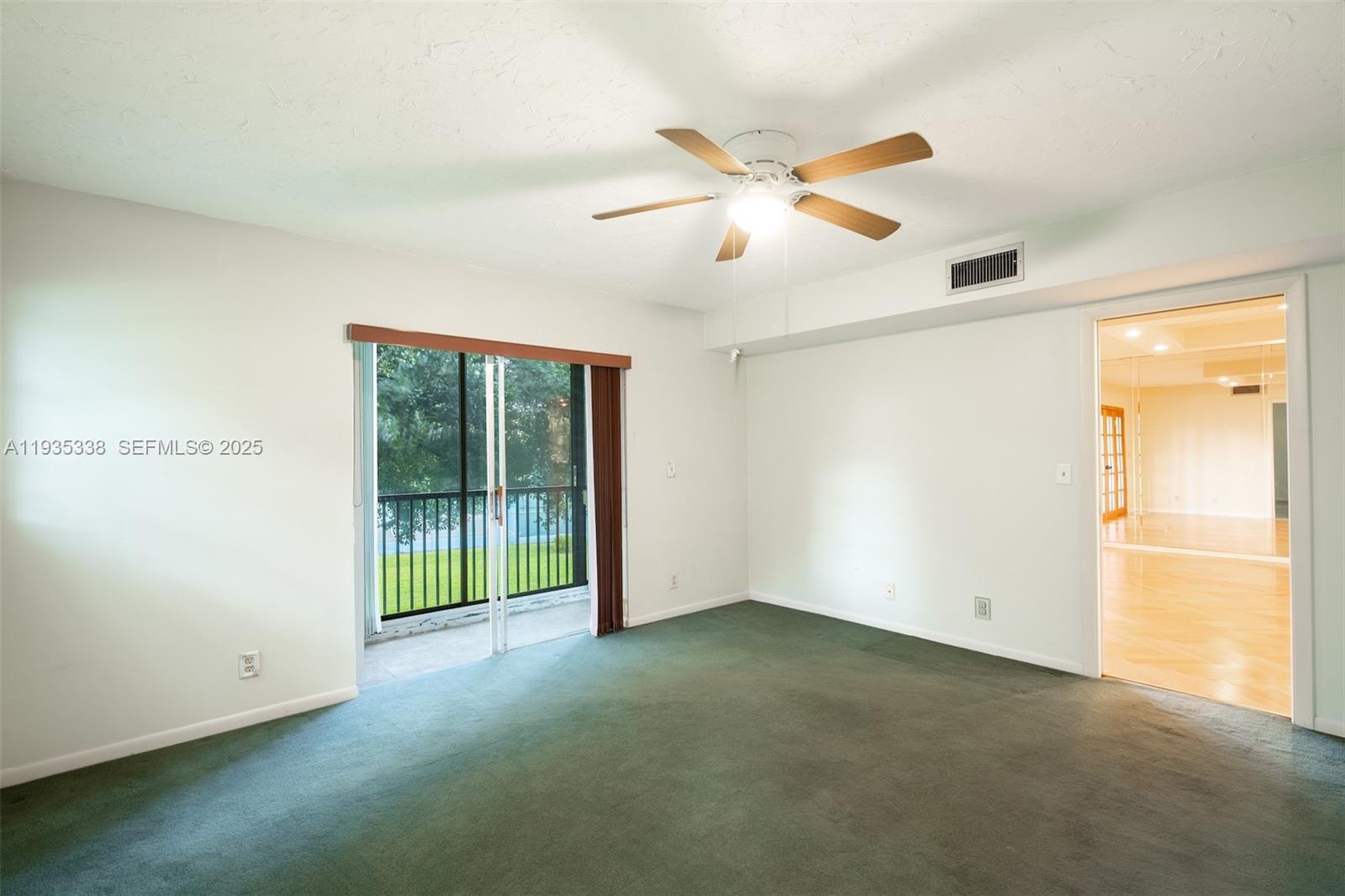 HOLLYBROOK GOLF AND TENNIS - Residential