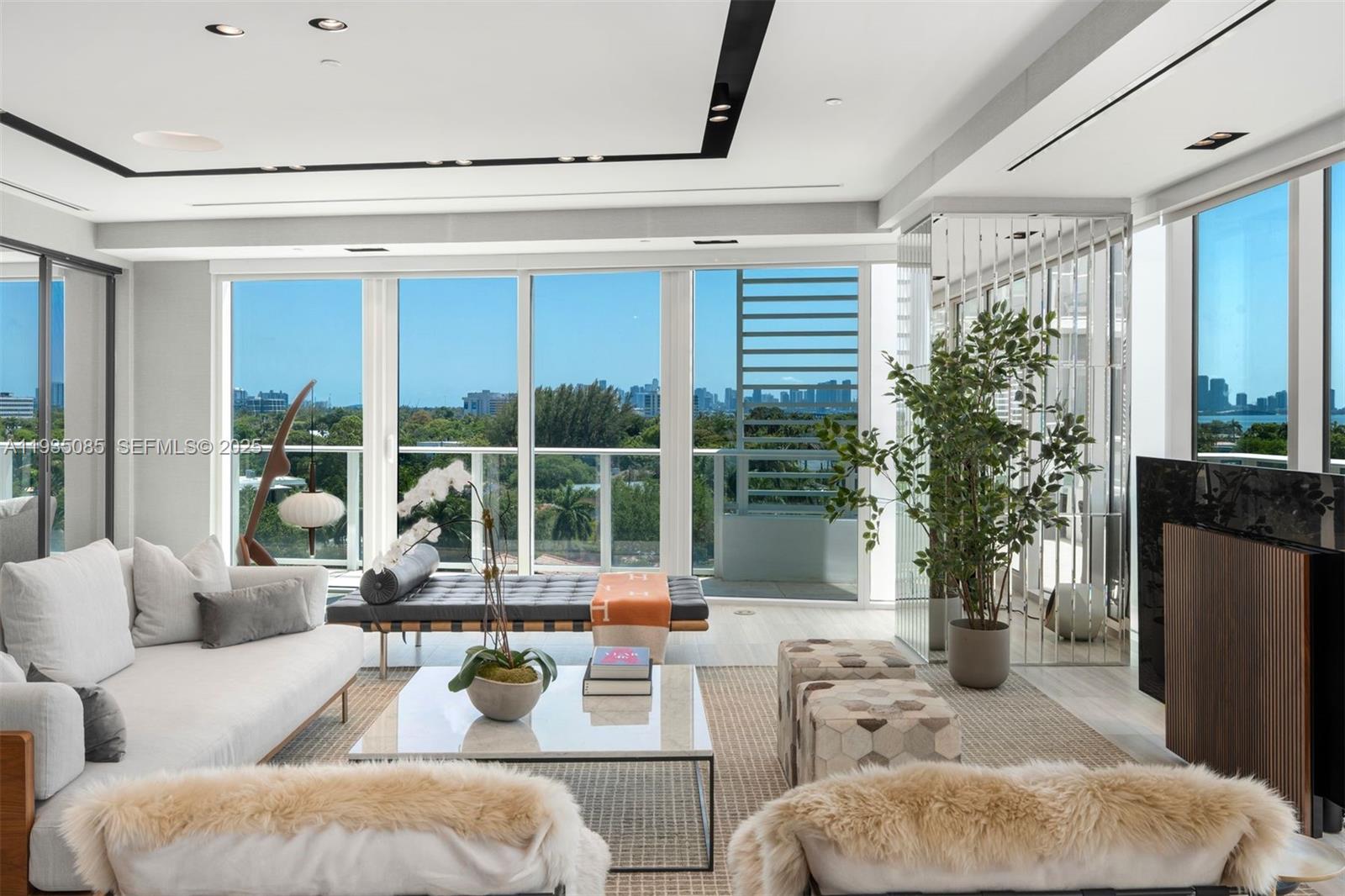 4701 N Meridian Ave 512