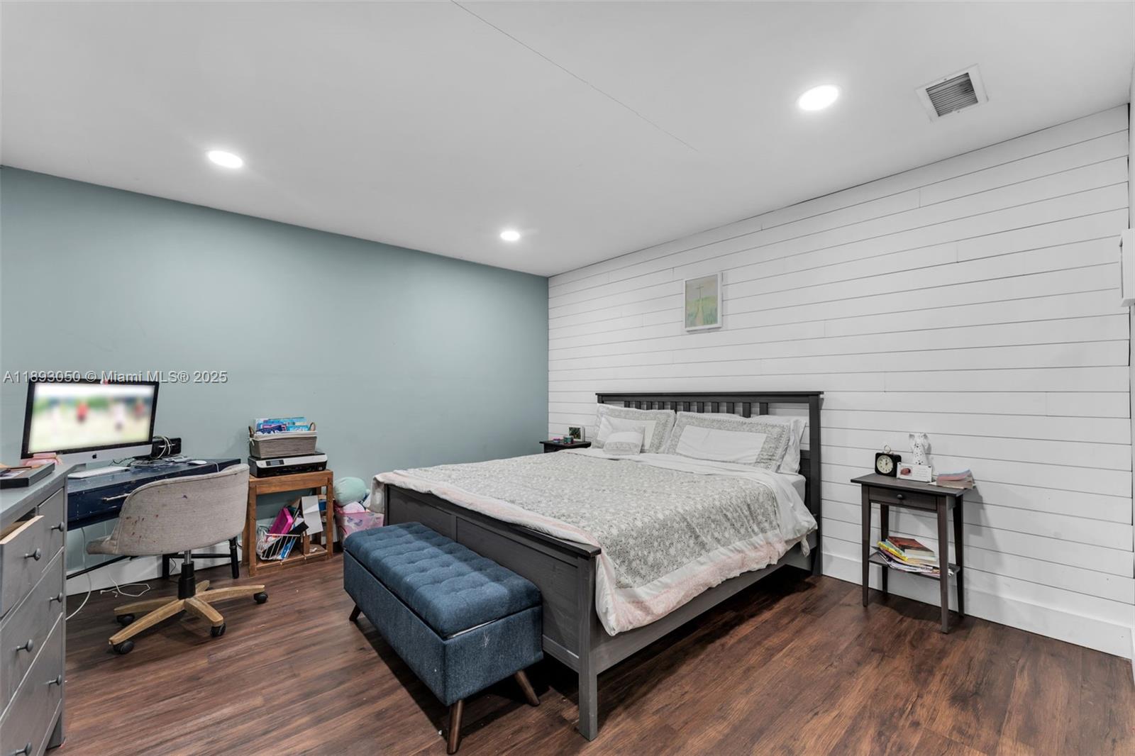 COUNTRY WALK SEC 5 - Residential