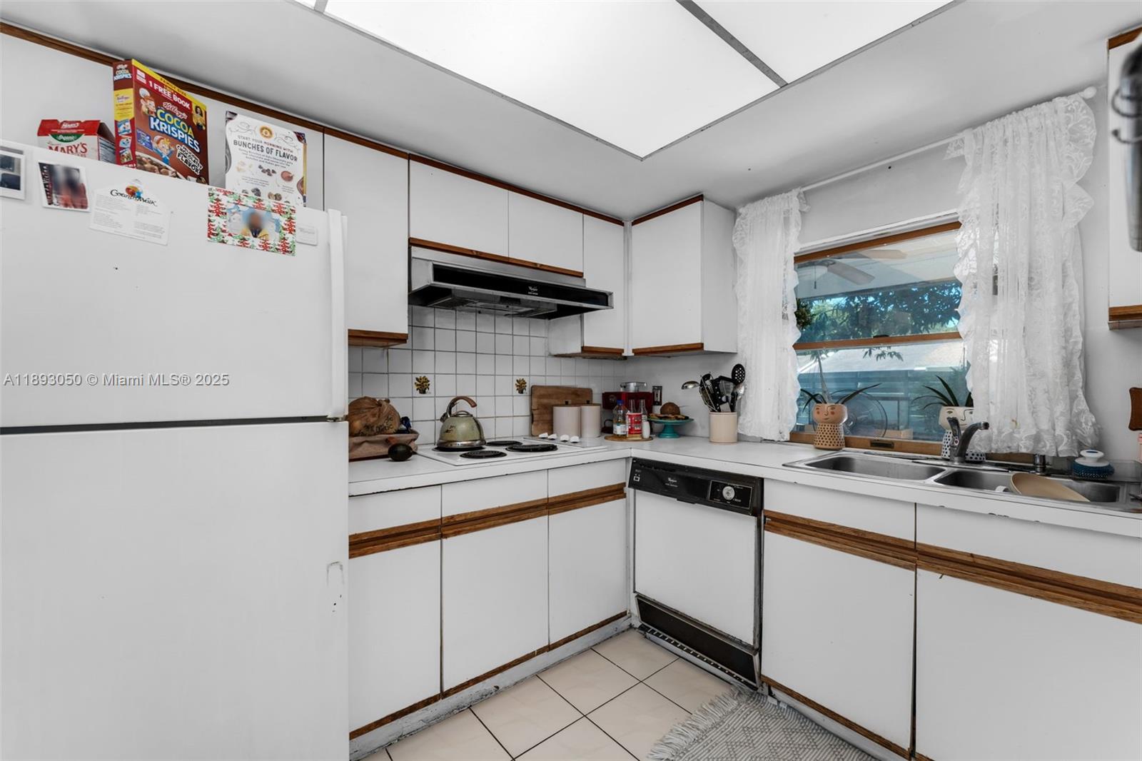 COUNTRY WALK SEC 5 - Residential