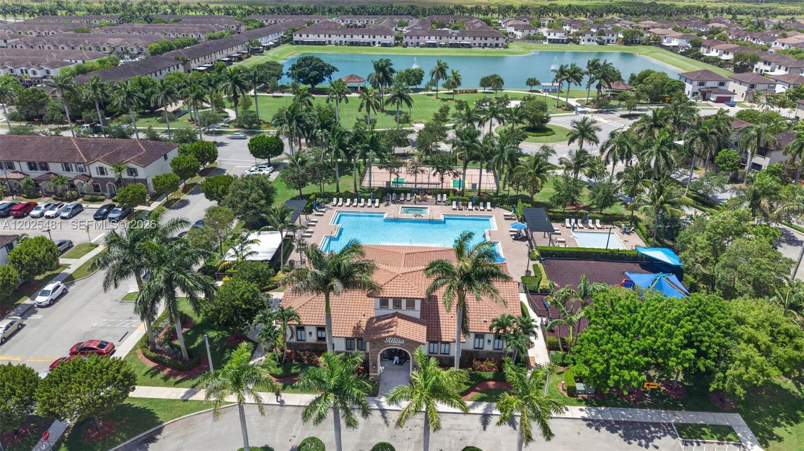 COCO PALM ESTATES - Residential