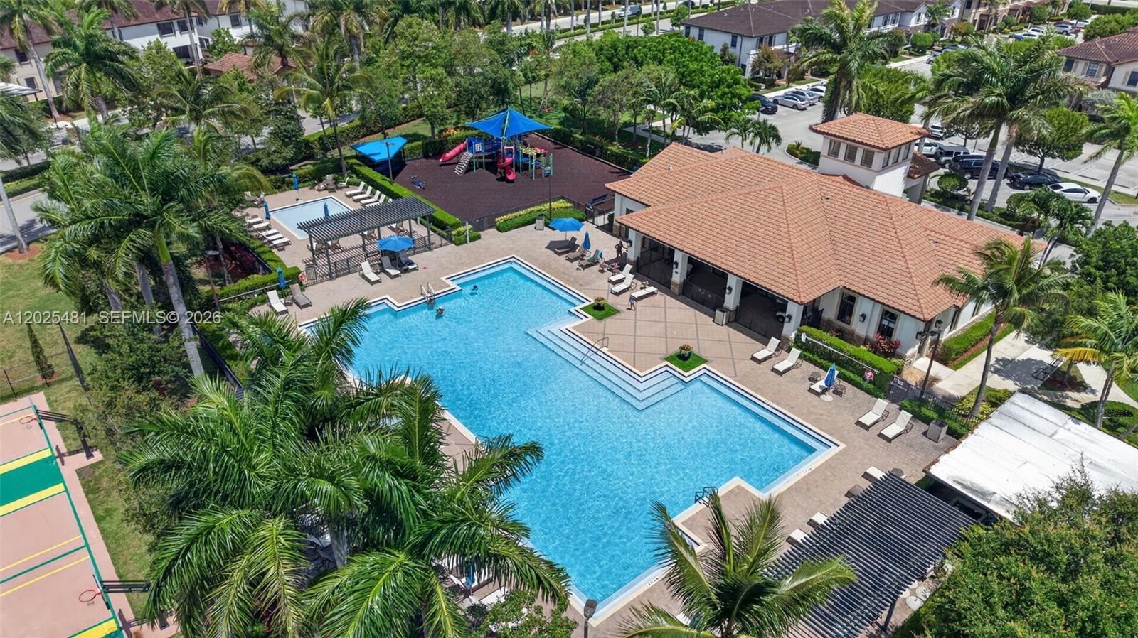 COCO PALM ESTATES - Residential