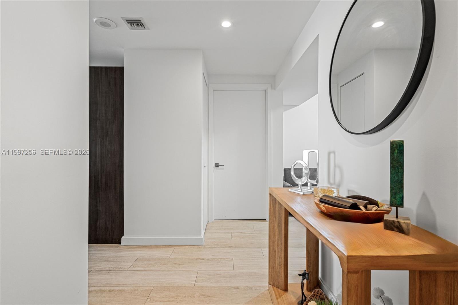 BRICKELL HEIGHTS EAST CON - Residential Lease