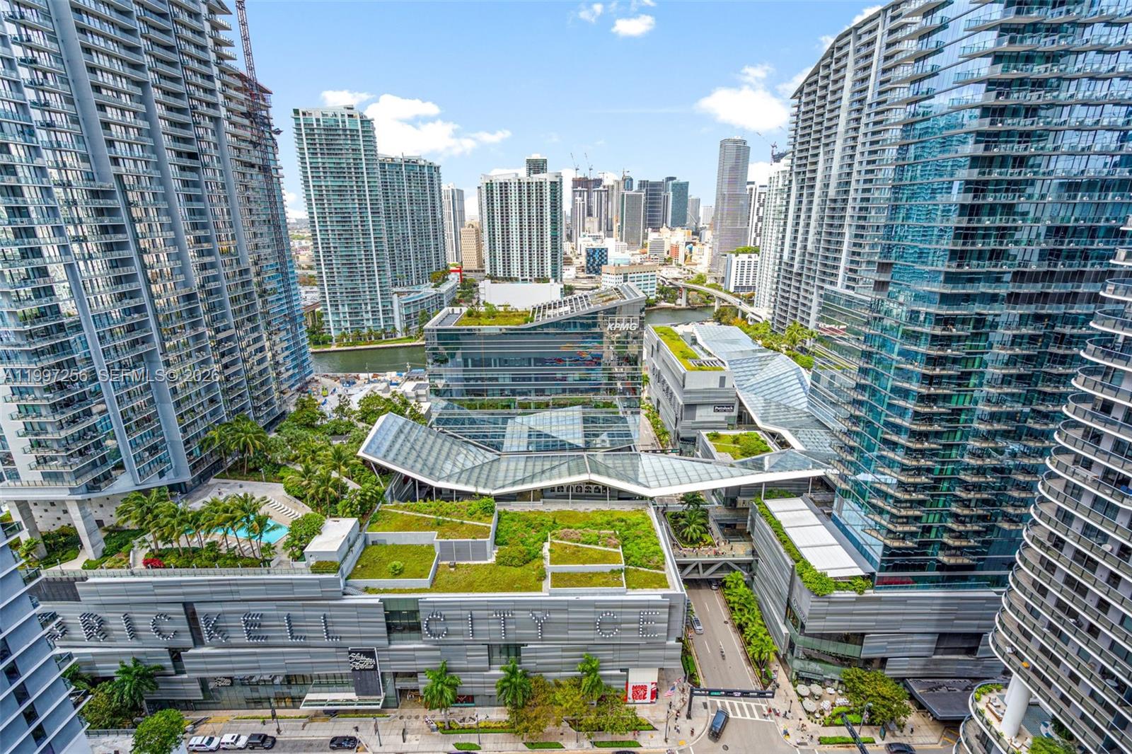 BRICKELL HEIGHTS EAST CON - Residential Lease