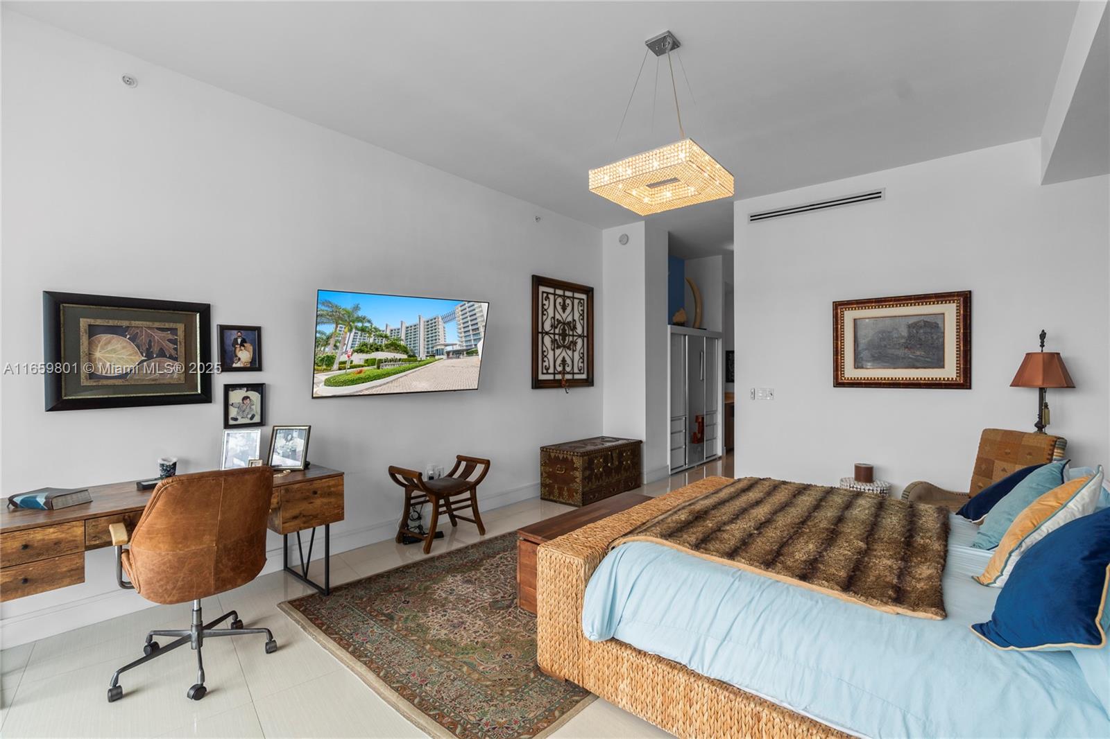 ECHO CONDO - Residential