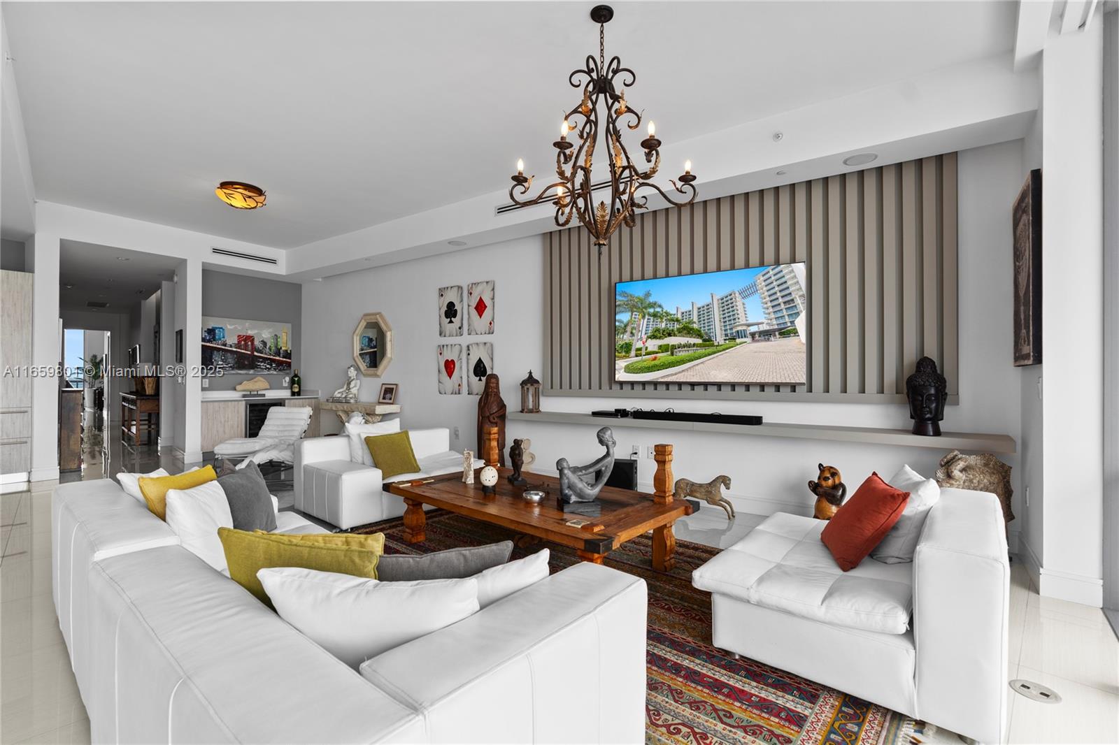 ECHO CONDO - Residential