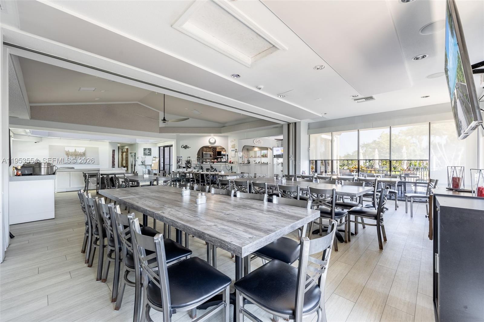 TERRAVERDE COUNTRY CLUB - Residential