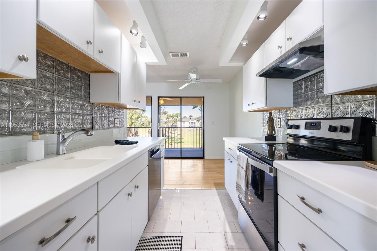 TERRAVERDE COUNTRY CLUB - Residential