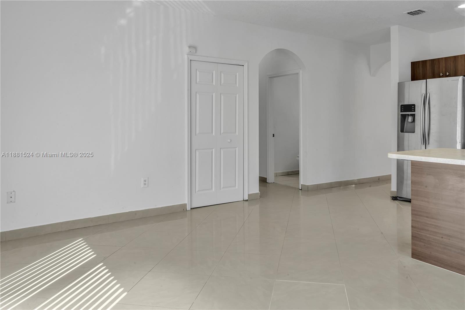 BOUGAINVILLAE PARK - Residential Lease