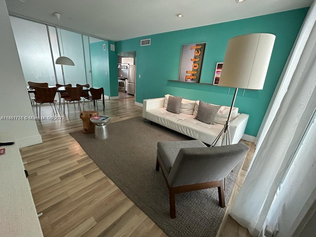 1818 MERIDIAN HOUSE CONDO - Residential