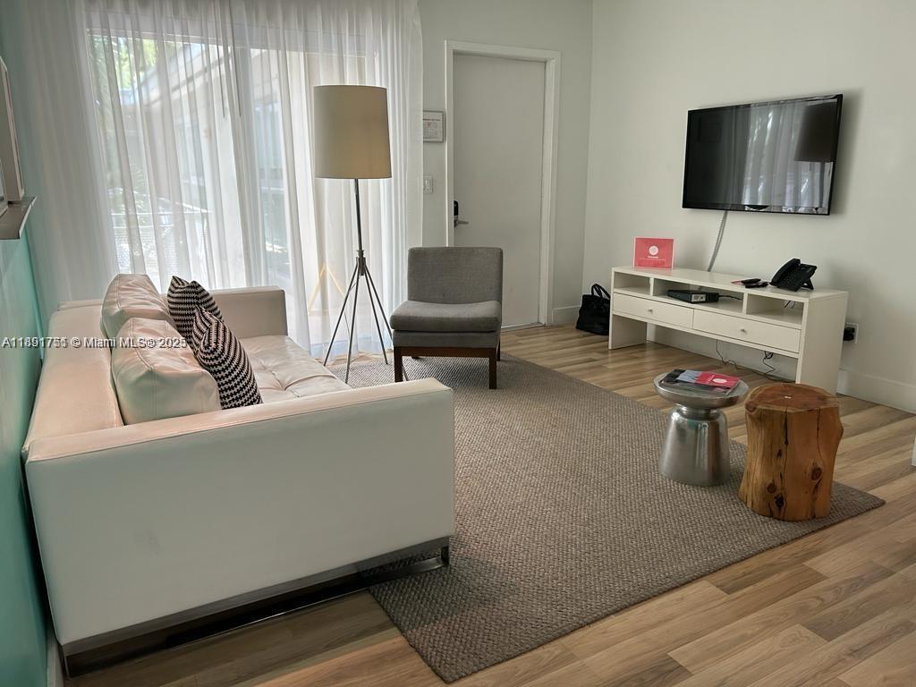 1818 MERIDIAN HOUSE CONDO - Residential
