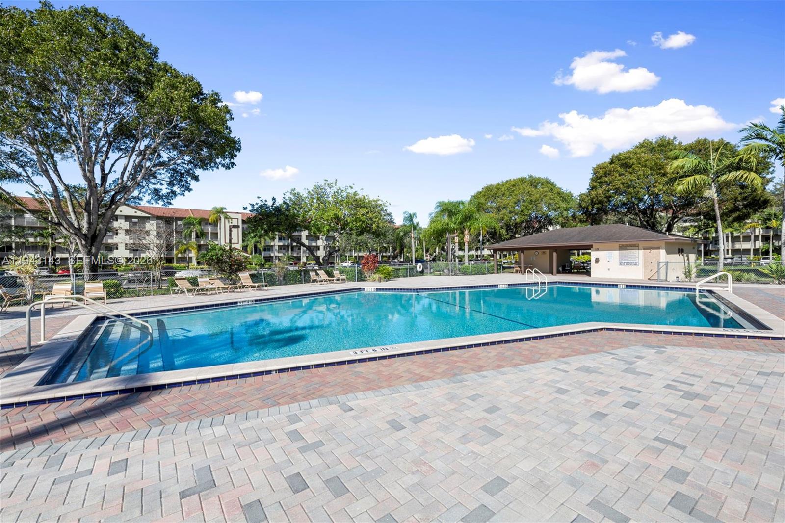 IVANHOE EAST AT CENTURY V - Residential