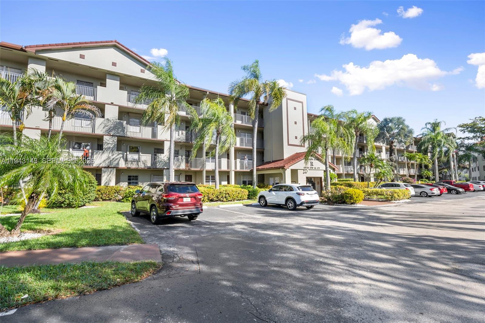 IVANHOE EAST AT CENTURY V - Residential