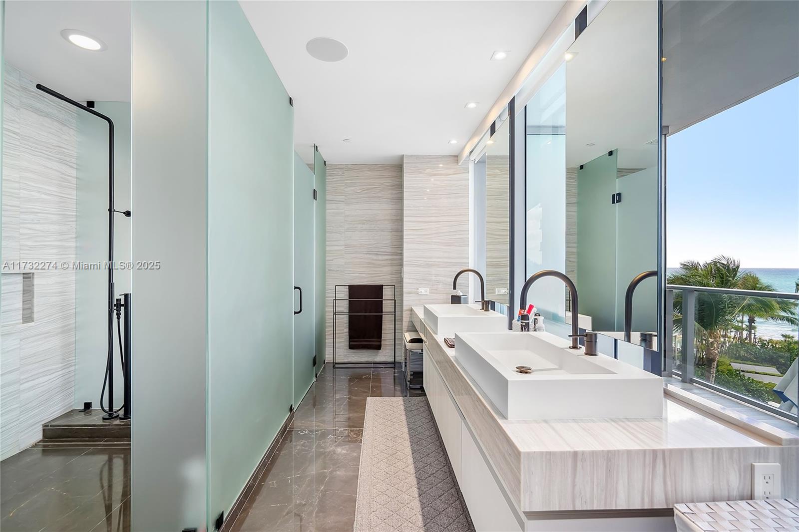 Auberge Beach - Residential